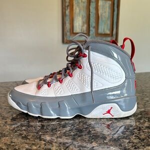 Air Jordan women’s retro 9 fire red Gray and Red Basketball Sneakers EUC 9.5